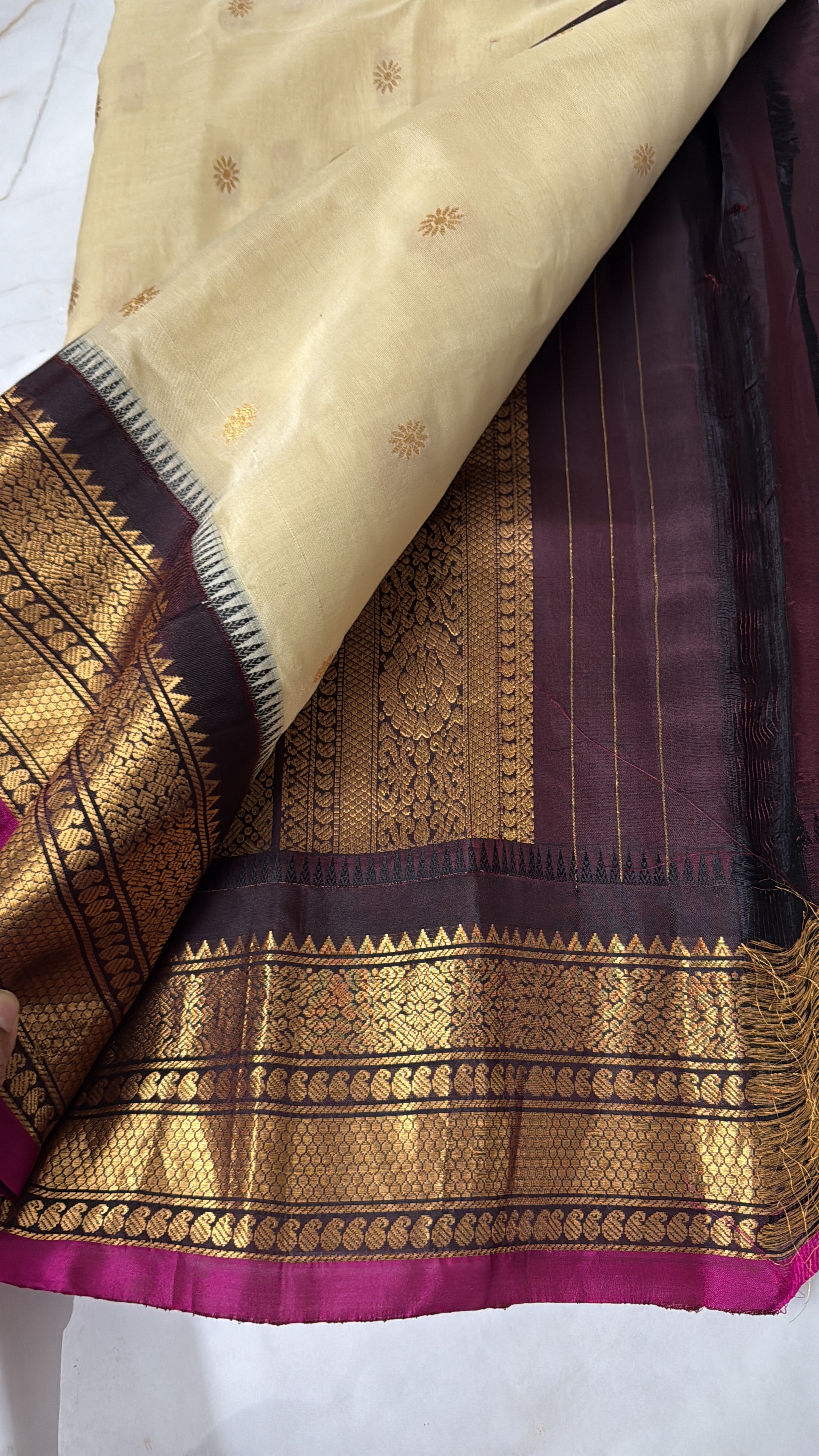 Gadwal Silk Sarees