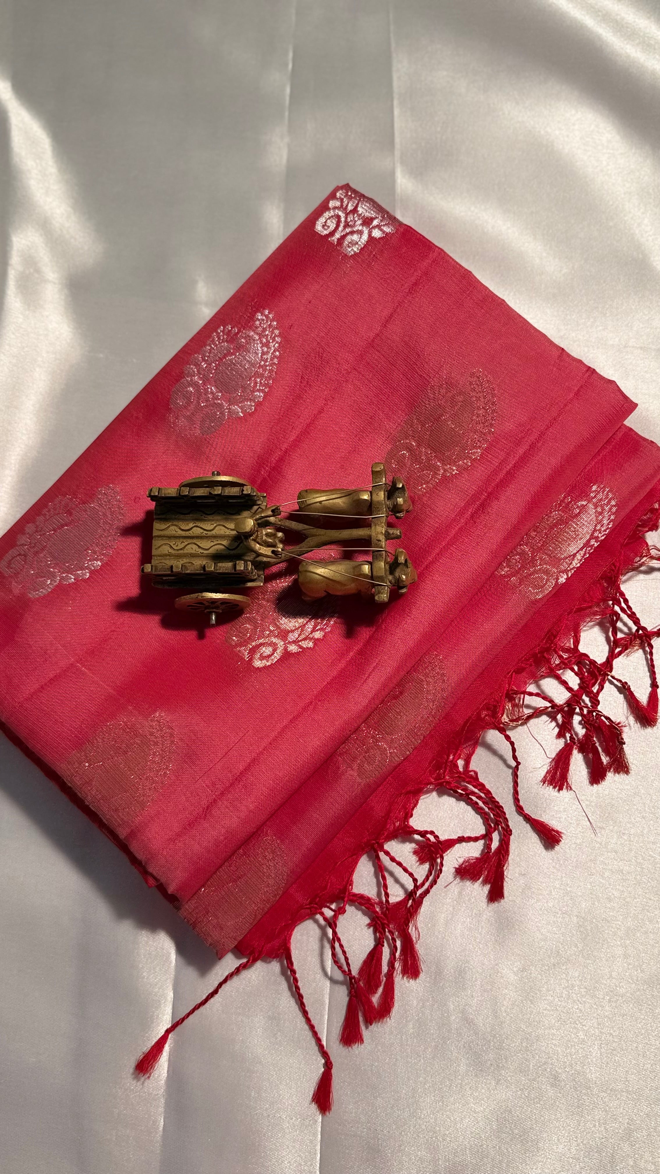 Kanchi Pattu Saree in Pretty Red