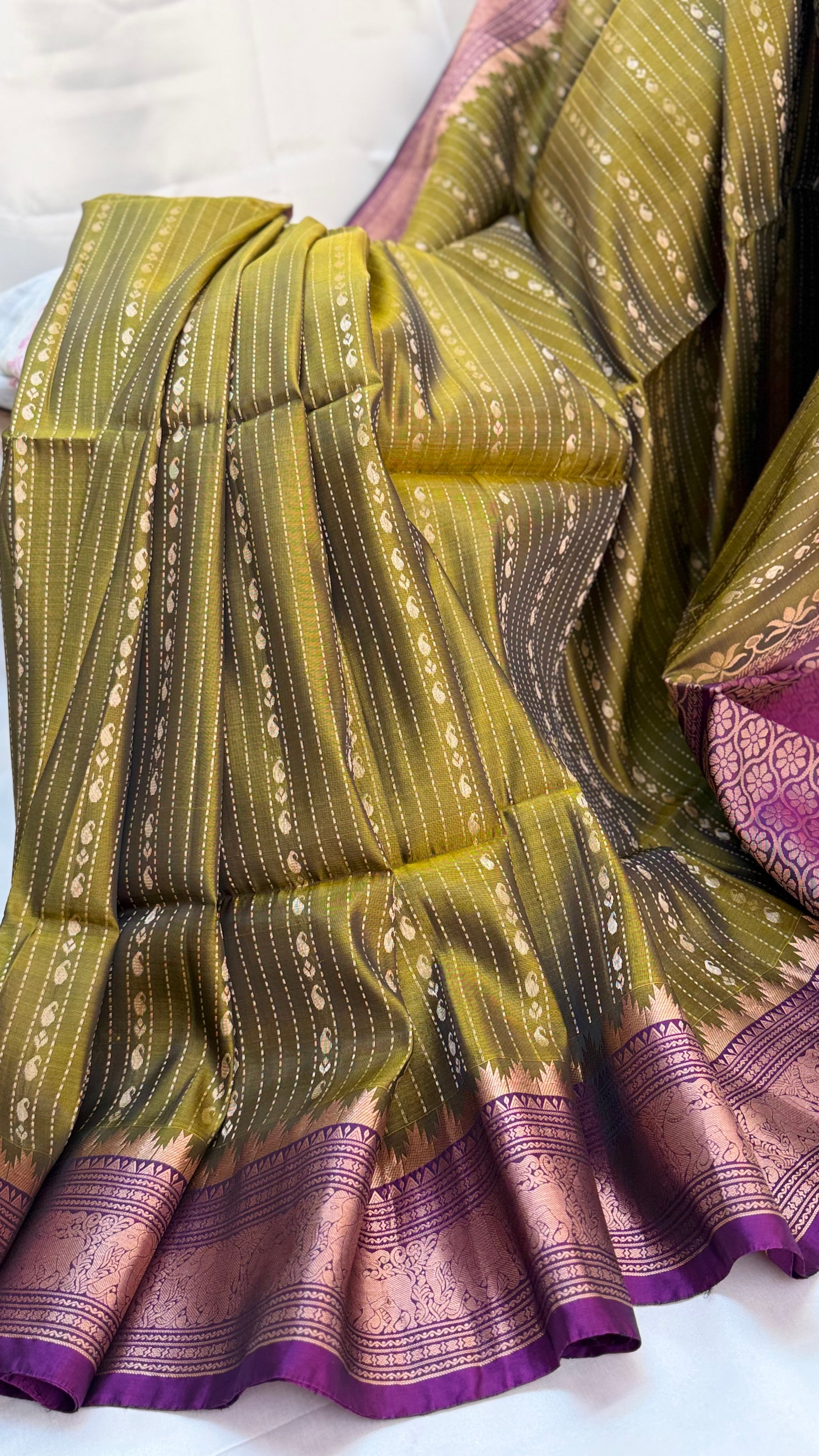 Kanchi Pattu Saree Mehendhi Green