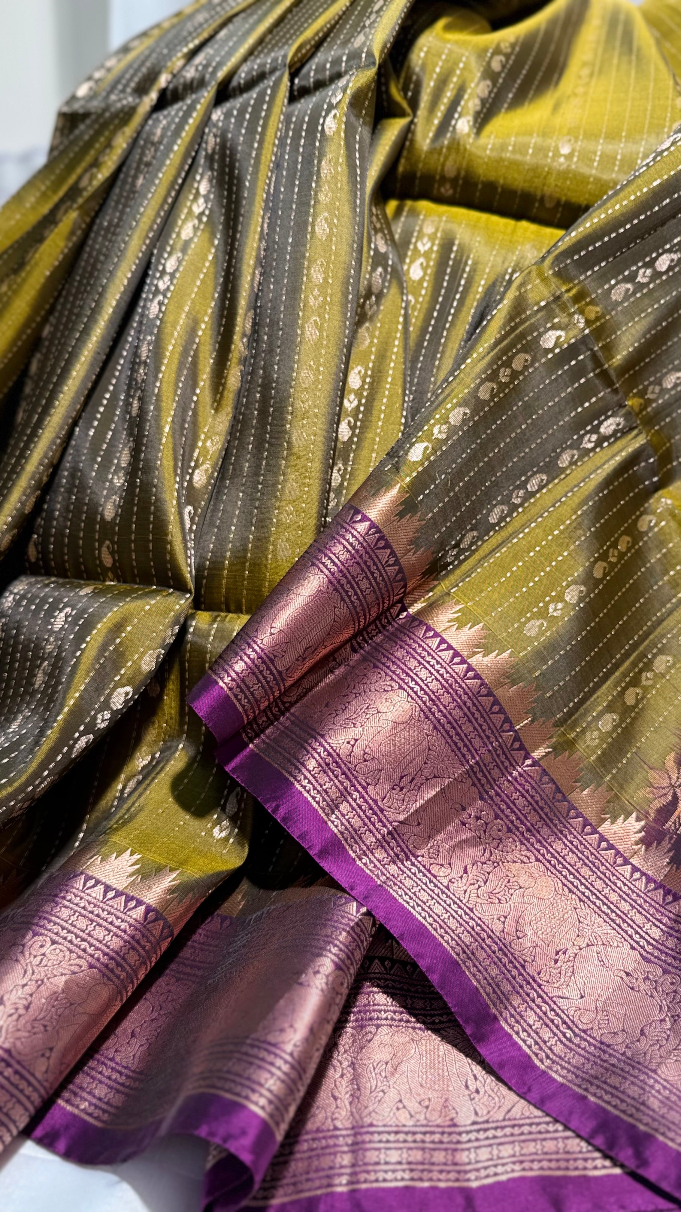 Kanchi Pattu Saree Mehendhi Green