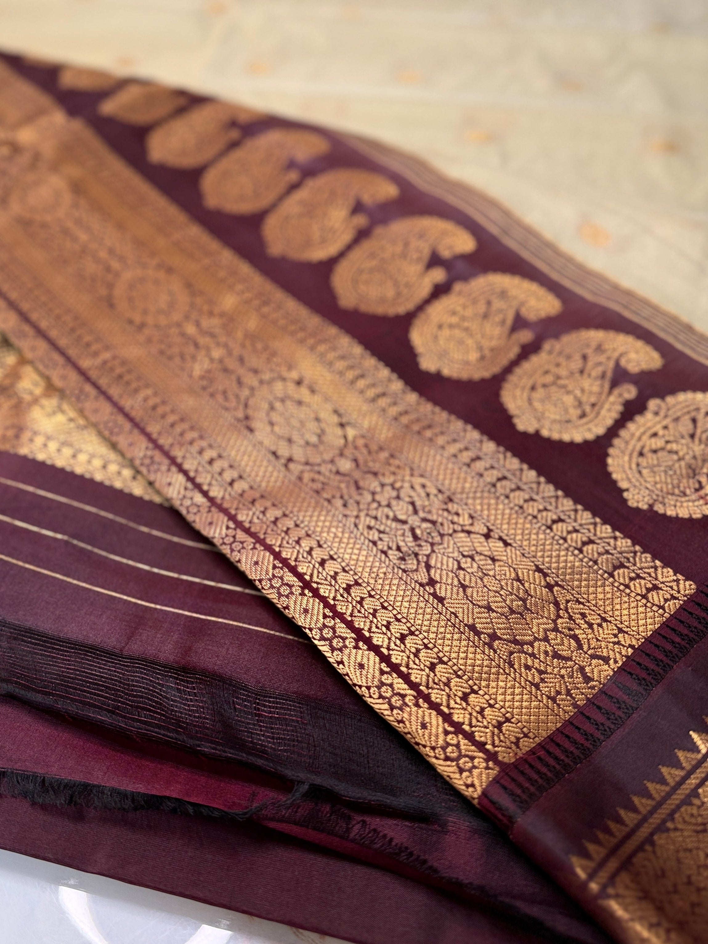 Kanakam Pure Handloom Gadwal Seco Saree